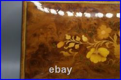 Vintage Large 14.5 Italian Marquetry inlaid wood Flower Sorrento music box Z1