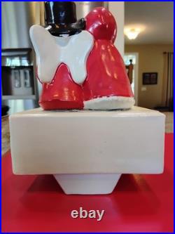 Vintage Marshall Fields Uncle Mistletoe & Aunt Holly Christmas Music Box