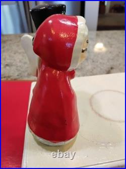 Vintage Marshall Fields Uncle Mistletoe & Aunt Holly Christmas Music Box