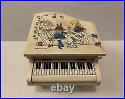 Vintage Piano Musical Jewelry Box by Tilso (Japan) / Beautiful, Wooden & Working