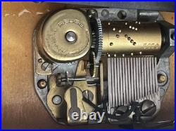 Vintage REUGE Italian Jewelry Music Box Floral Inlaid Wood Plays Misty Works