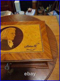 Vintage Reuge 35349 Switzerland Mozart Inlaid Portrait Music Box 72/3