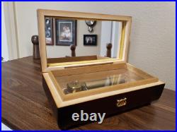 Vintage Reuge Sainte-Croix 4/50 Music Box Beautiful Box and Sound! (See Video) Vintage Reuge Sainte-Croix 4/50 Music Box Beautiful Box and Sound! (See Video)