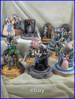 Vintage San Francisco Music Box Company Wizard of Oz Musical Cloche Dome Set 12