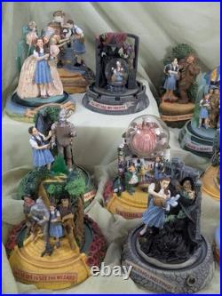 Vintage San Francisco Music Box Company Wizard of Oz Musical Cloche Dome Set 12