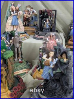 Vintage San Francisco Music Box Company Wizard of Oz Musical Cloche Dome Set 12