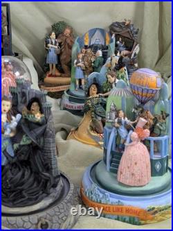 Vintage San Francisco Music Box Company Wizard of Oz Musical Cloche Dome Set 12