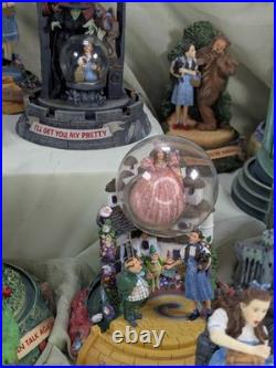 Vintage San Francisco Music Box Company Wizard of Oz Musical Cloche Dome Set 12
