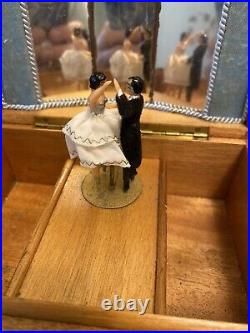 Vintage Swiss Reuge Dancing Ballerina Couple Musical Jewelry Box Merry Widow