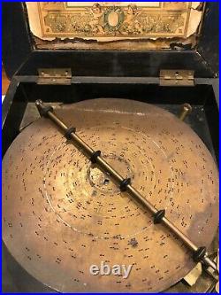 Vintage Symphonion Music Box with one 10 1/2 metal disc