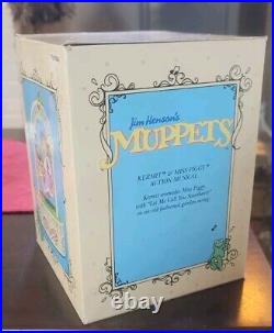 Vintage The Muppets Kermit & Ms Piggy Action Musical Music Box ENESCO 1983 MiB