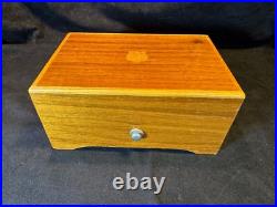 Vintage Thorens Cuendet Switzerland No 40 Music Box 3 Songs 5116 5117 5120