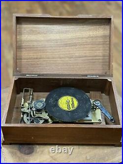 Vintage Thorens Disc Swiss Music Box with 1 Disk AD 30 D