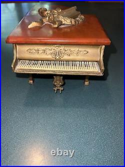Vintage Thorens Grand Piano Swiss Music Box Butterscotch bakelite
