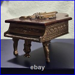 Vintage Thorens Grand Piano Swiss Music Box Butterscotch bakelite / Working