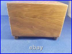 Vintage Thorens Switzerland No 32 Music Box, 6 Song 1963