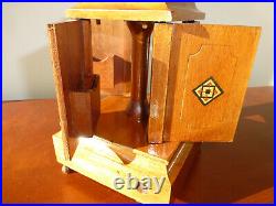 Vintage Wooden Mid-Century Carousel Musical Cigarette/Joint Dispenser