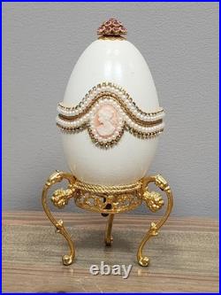 Vtg Cameo Jeweled Real Ostrich Egg Pedestal Hinged Box Music Box Rhinestones