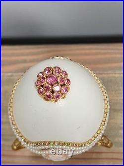 Vtg Cameo Jeweled Real Ostrich Egg Pedestal Hinged Box Music Box Rhinestones