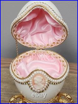Vtg Cameo Jeweled Real Ostrich Egg Pedestal Hinged Box Music Box Rhinestones