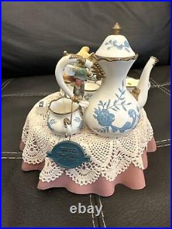 Vtg Enesco Small World of Music It's Tea-lightful Tea for Two Music Box READ