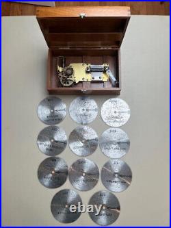 WIND-UP MUSIC BOX with 11 4.5 DISCs Swiss Made for THORENS INC New Hyde Park NY