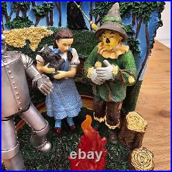 Wizard of Oz San Francisco Music Box Company Friends Stick Together Lights Up